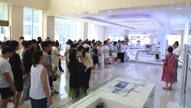 燕山大学 东北石油大学百余学子走进惠斯安普开展社会实践调研